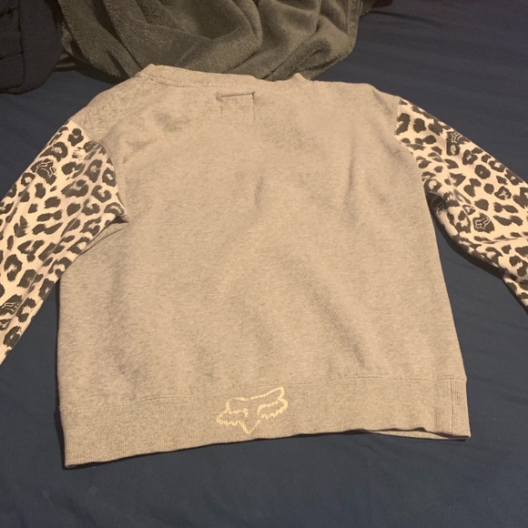 Fox - Picture 3 of 5